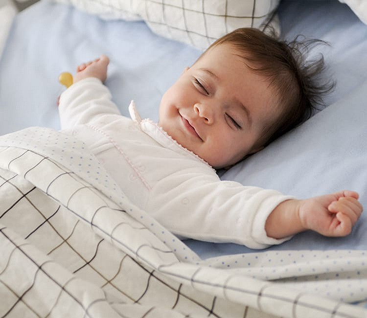 Quel lit cododo choisir pour dormir avec son bébé ?